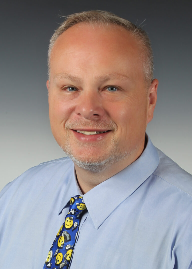 Ryan R. Cicenas, MD
